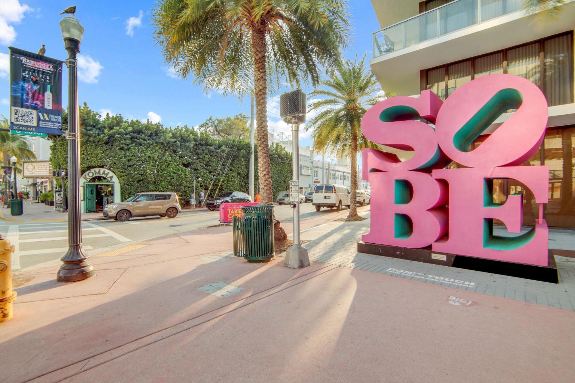 Balcony Deco Apt, W/2 Queenbeds, On Ocean Dr Beach Apartment Miami Beach Exterior photo